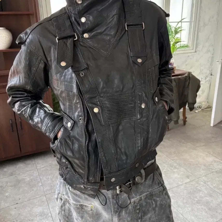 [BUNJANG] High-neck Strap Vintage Leather Jacket / 하이넥 스트랩 빈티지 레더 자켓