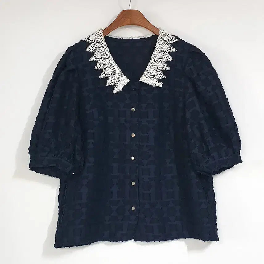[BUNJANG] JS NEW YORK Navy Lace Collar Blouse / JS.NEWYORK 네이비 블라우스