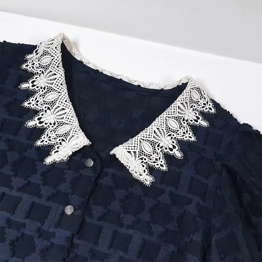 [BUNJANG] JS NEW YORK Navy Lace Collar Blouse / JS.NEWYORK 네이비 블라우스