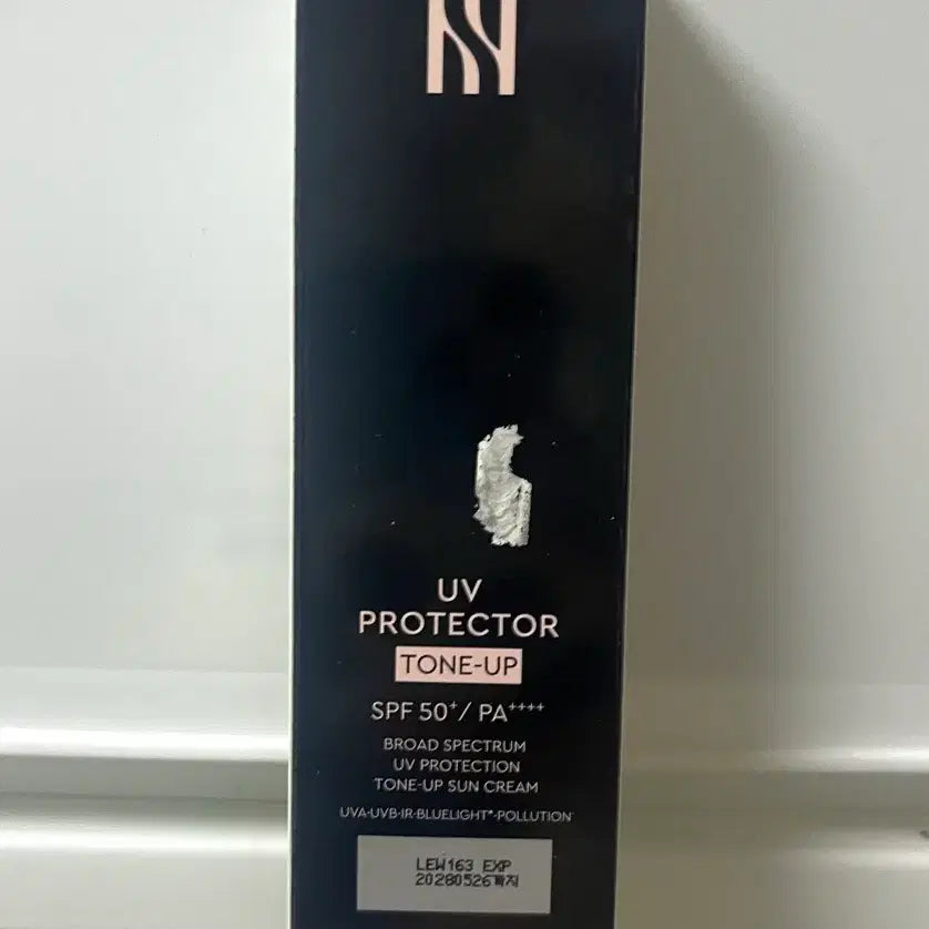 [BUNJANG] Hera UV Protector Tone Up Sun Cream SPF50+ PA++++ 50ml / 헤라 유브이 프로텍터 톤업 선크림 50ml