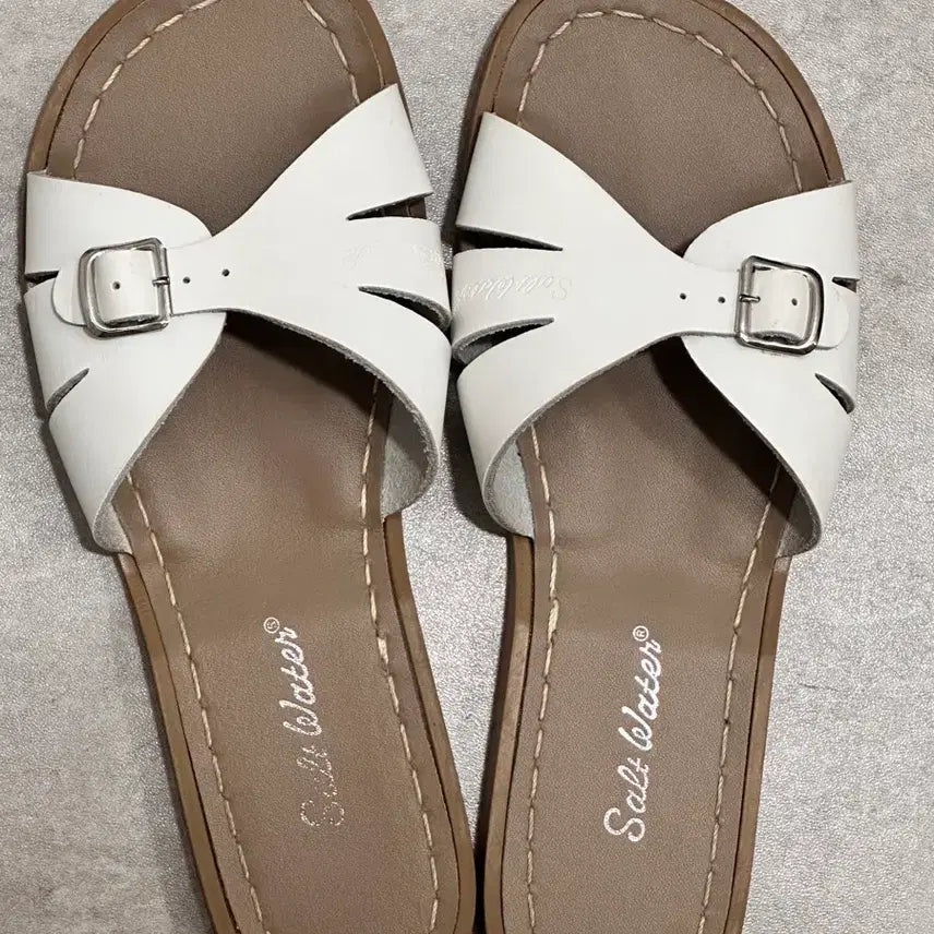 [BUNJANG] Saltwater Classic Slide White Slippers Size 240 / 솔트워터 클래식 슬라이드 화이트 슬리퍼 240
