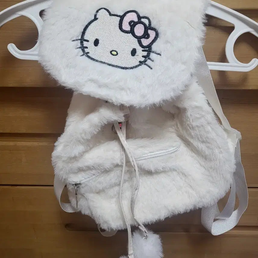 [BUNJANG] Hello Kitty Fur Bag / 헬로키티 퍼 가방 새상품
