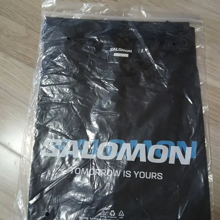 [BUNJANG] Salomon Sleeveless T-Shirt Black / 살로몬 민소매 티셔츠 블랙 죠끼