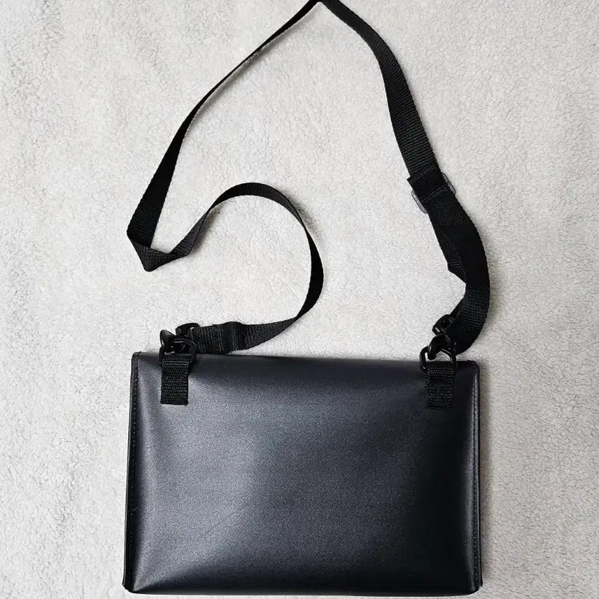 [BUNJANG] NUGU bag Shang Crossbody Bag / 누깍 샹 크로스백