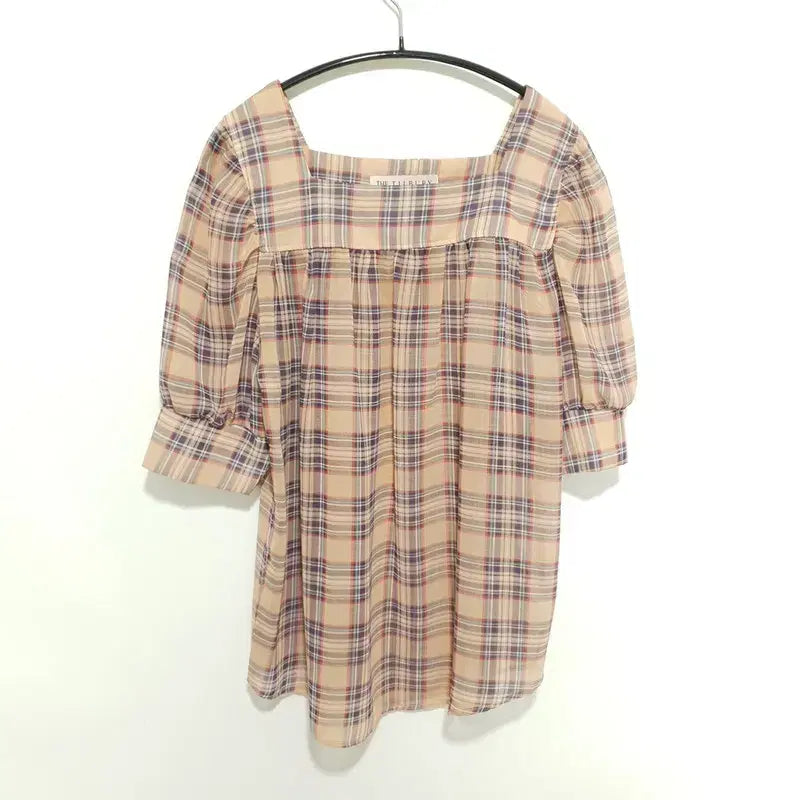 [BUNJANG] The Tilbury Check Square Neck Puff Sleeve Blouse / 더 틸버리 체크 스퀘어넥 퍼프소매 블라우스 F_S0094