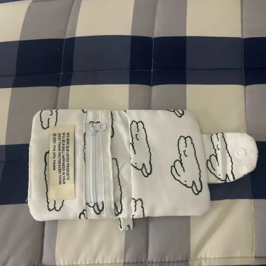 [BUNJANG] White Rabbit Coin Pouch / 토끼지갑