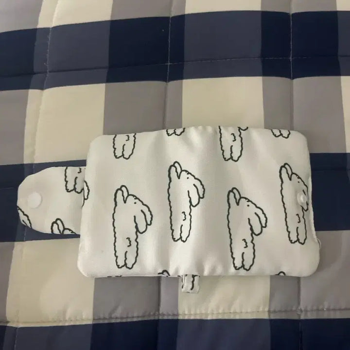 [BUNJANG] White Rabbit Coin Pouch / 토끼지갑