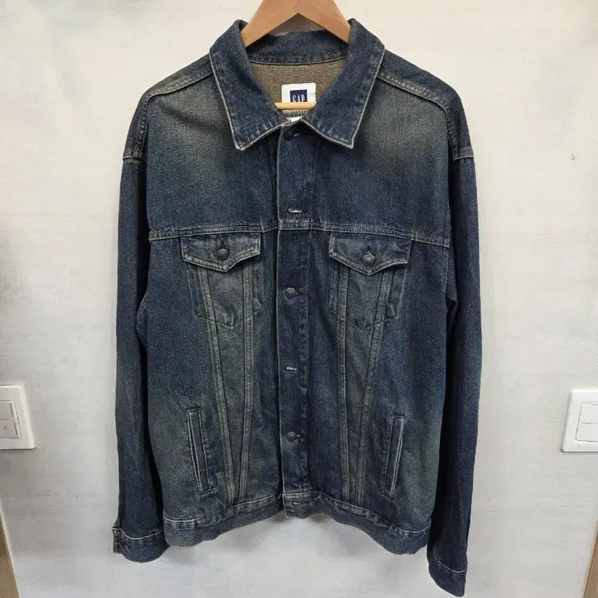 [BUNJANG] Gap Vintage Washed Denim Jacket XL / 갭 빈티지워싱 데님자켓 xl