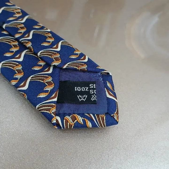 [BUNJANG] Salvatore Ferragamo Silk Necktie / 정품 살바토레 페라가모 실크넥타이