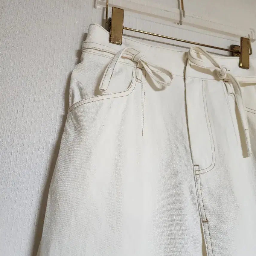[BUNJANG] LYRIQUE 2023 Belted Denim Long Skirt / 리리끄LYRIQUE제평2023데님 롱스커트25~26