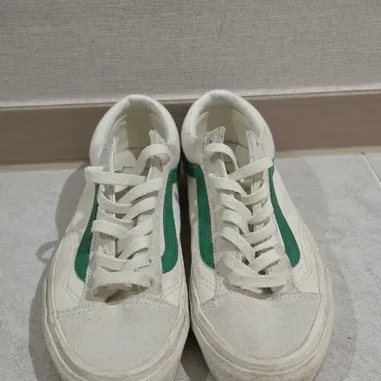 [BUNJANG] Vans Style 37 Sneakers Size 250 / 반스 스타일37 250사이즈 상태좋은중고입니다.