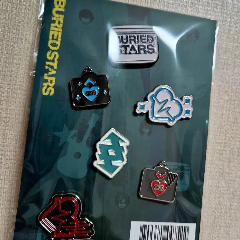 [SOLD OUT] 베리드 스타즈 베스타 메탈 뱃지