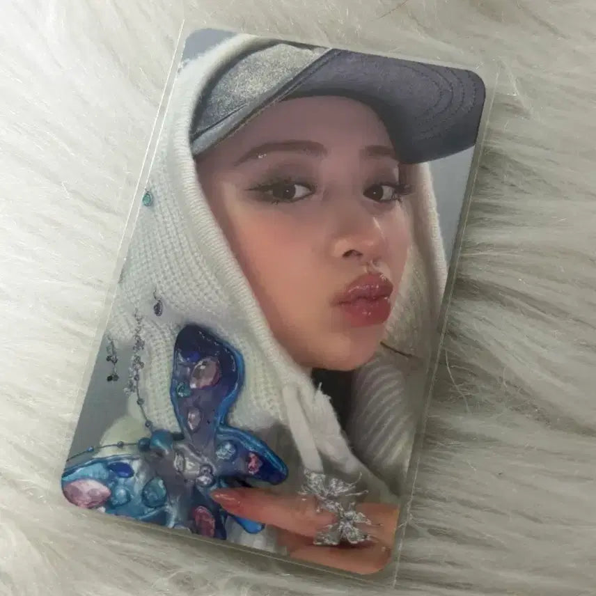 [SOLD OUT] 르세라핌 이지 허윤진 파워스테이션 포토카드