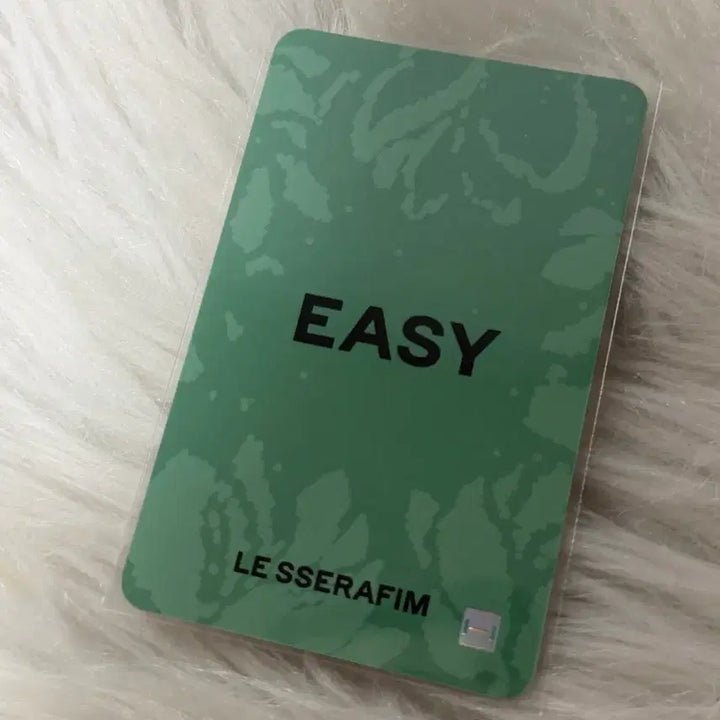 [SOLD OUT] 르세라핌 이지 허윤진 파워스테이션 포토카드