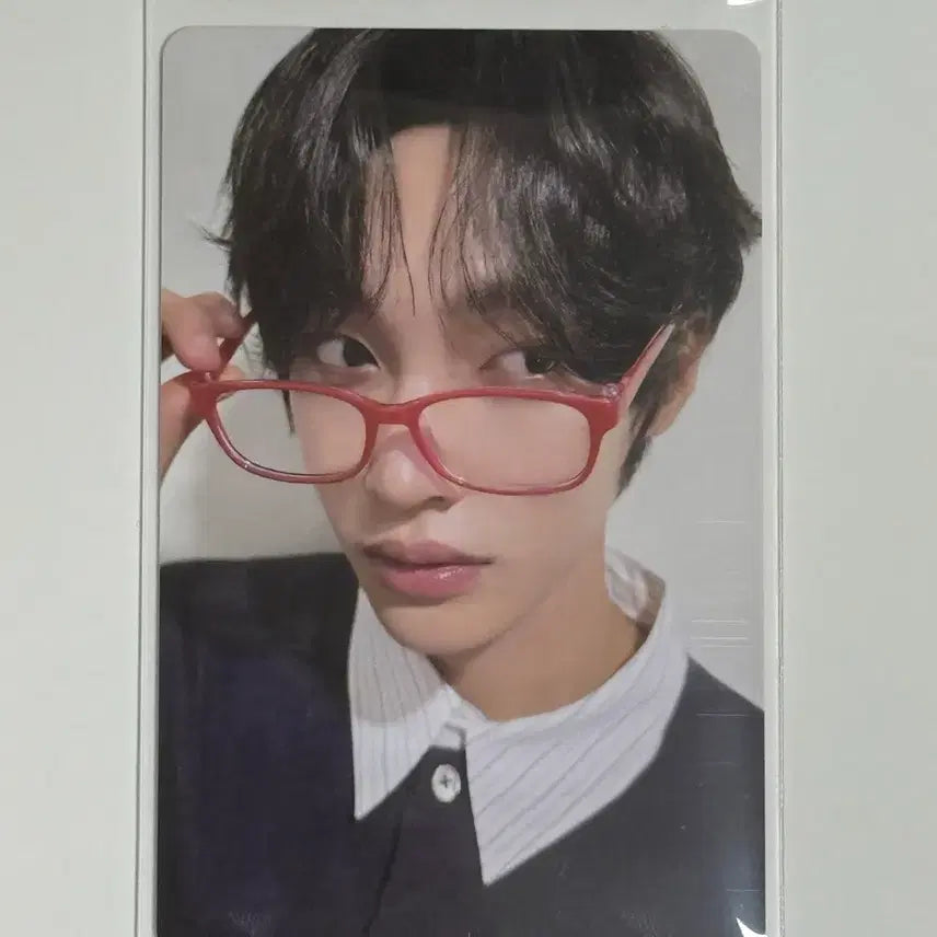 [BUNJANG] RIIZE Sungchan Archive Photocard / 라이즈 팝업스토어 원빈 포카 아카이브