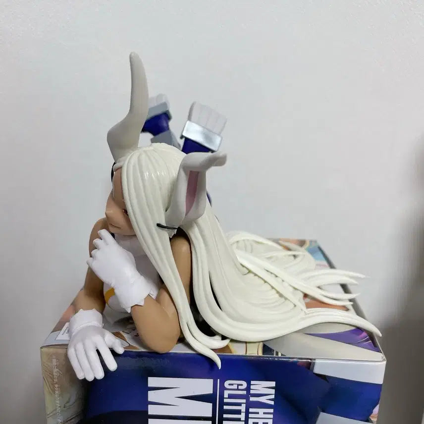 [BUNJANG] My Hero Academia Mirko Glitter Figure / 히로아카 나히아 미르코 글리터 피규어