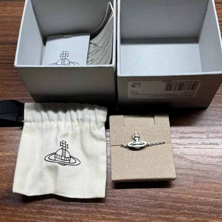 [SOLD OUT] 비비안웨스트우드 시모네타 바스 릴리프 팔찌