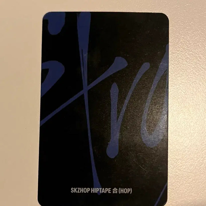 [BUNJANG] Stray Kids Felix HOP Suit Photocard / 필릭스 HOP 정장 포카