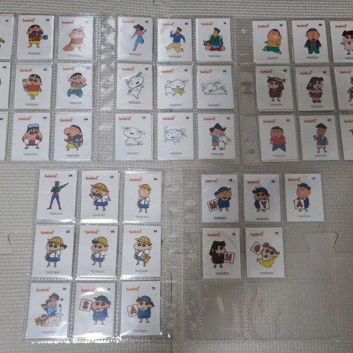 [BUNJANG] Crayon Shin-chan Series 3 75-Piece Sticker Set / 짱구 3탄 띠부씰 77종 전종팝니다