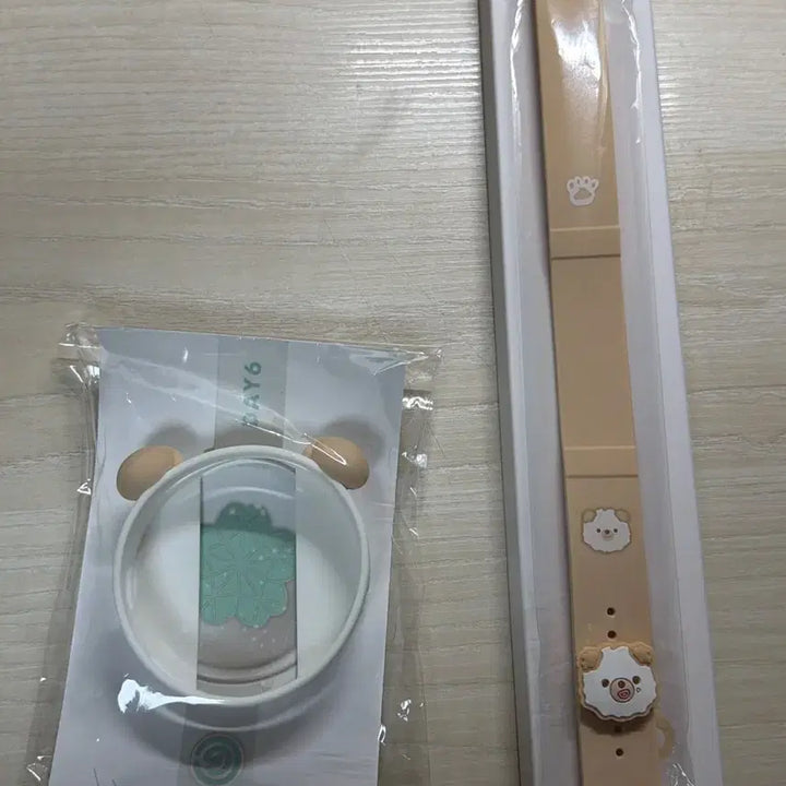 [BUNJANG] DAY6 Lightstick Strap &amp; Ring Cover Set / 데이식스 응원봉 스트랩, 링커버 세트 돈이