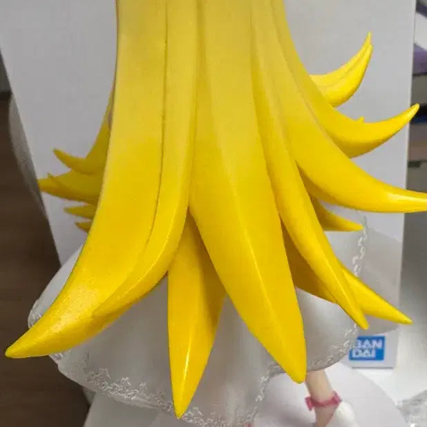 [BUNJANG] Oshino Shinobu Figure / 오시노 시노부 피규어