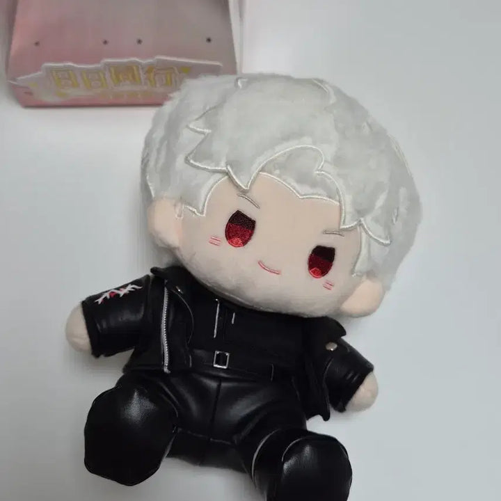 [BUNJANG] Love and Deepspace Jin Un Official Doll / 러브앤딥스페이스 럽딥 진운 공식 인형