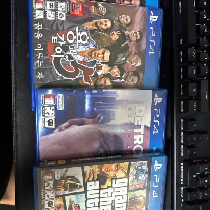 [SOLD OUT] PS4 스타워즈 한정판 본체 + 게임 4종
