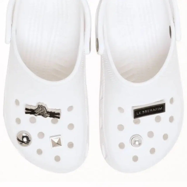 [BUNJANG] LE SSERAFIM Crocs Jibbitz Limited Edition (Sealed) / 크록스 지비츠 르세라핌 미개봉 한정 이벤트