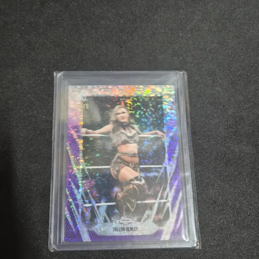 [BUNJANG] WWE Fallon Henley Purple Mini Diamond Refractor 75 Limited Edition 2026 Topps Chrome Card / [WWE] 팰런 헨리 퍼플 미니 다이아몬드 리프렉터 75한정