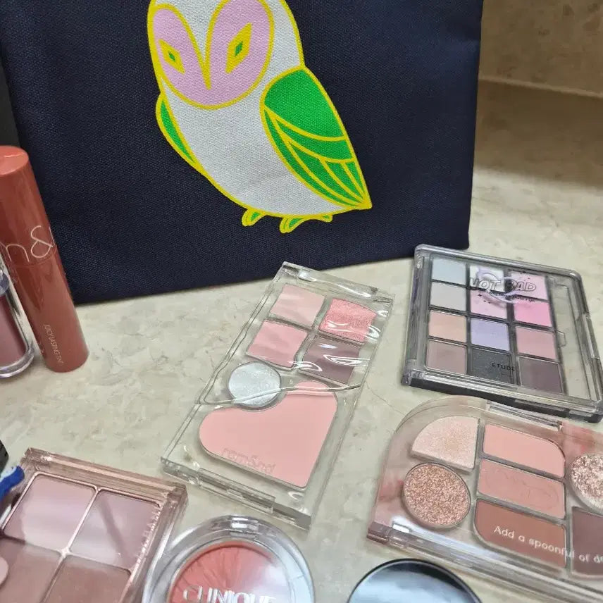 [BUNJANG] Cosmetics Bundle Set / 사진속 화장품일괄