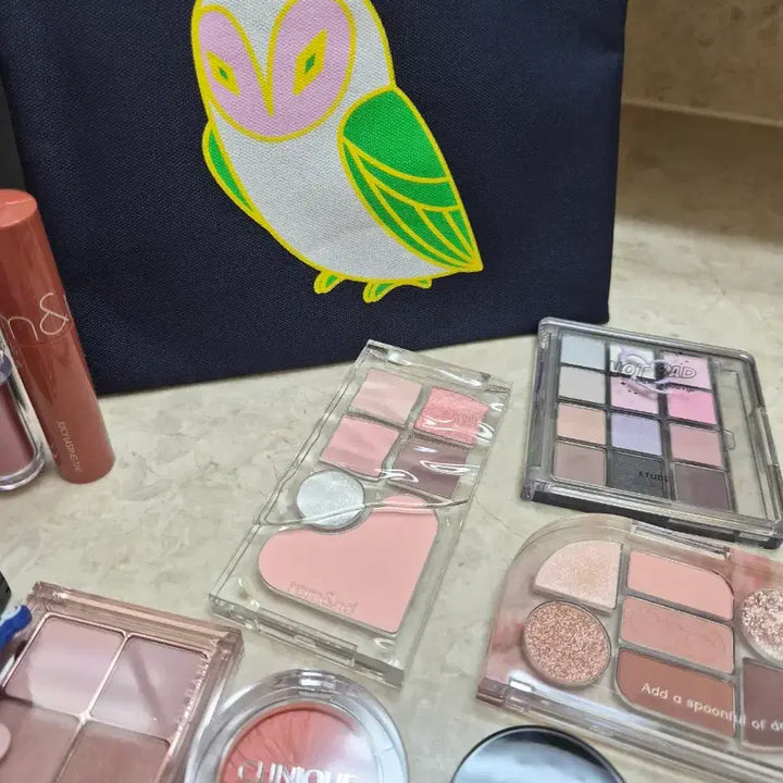 [BUNJANG] Cosmetics Bundle Set / 사진속 화장품일괄