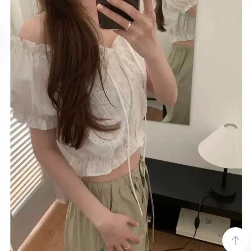 [SOLD OUT] 모너프 핑거 블라우스 [새상품] 르플레인 샵모도 리브아워 윤슬샵 레이지샵