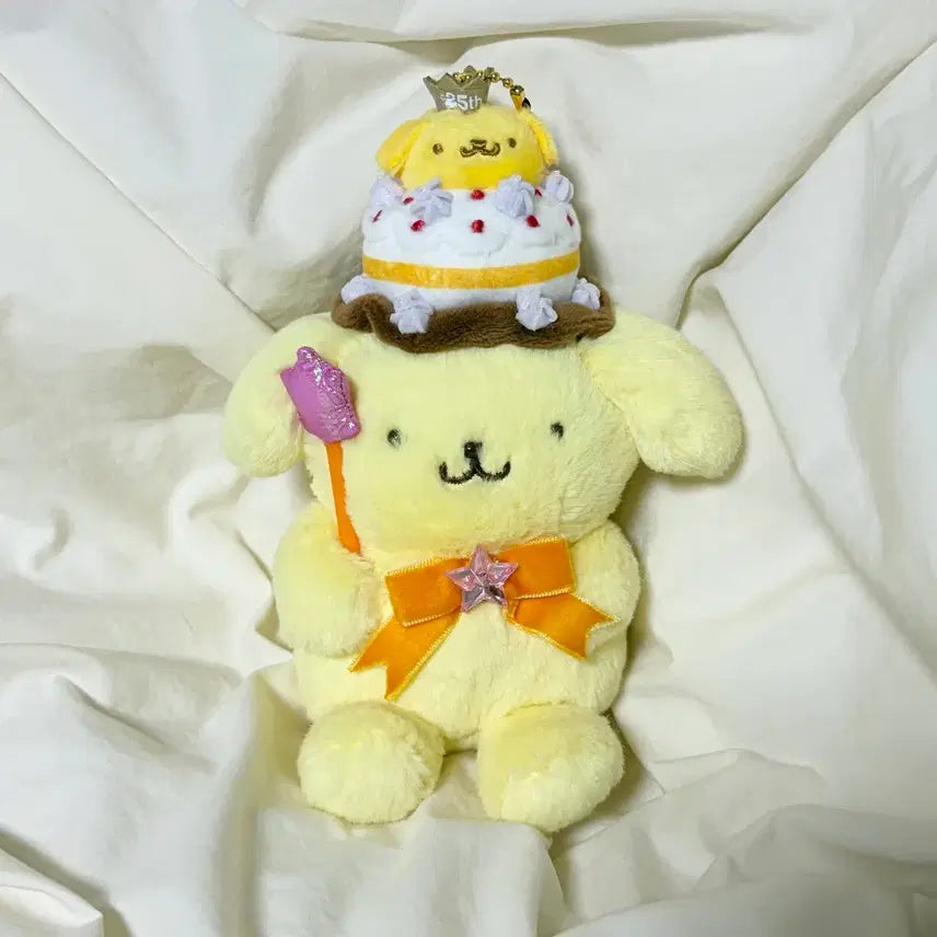 [BUNJANG] Sanrio Pompompurin 25th Anniversary Mascot / (급처) 산리오 폼폼푸린 25주년 생일 마스코트