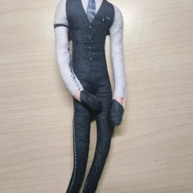 [SOLD OUT] 럽딥 러브앤딥스페이스 심성훈 흉물 누이 인형