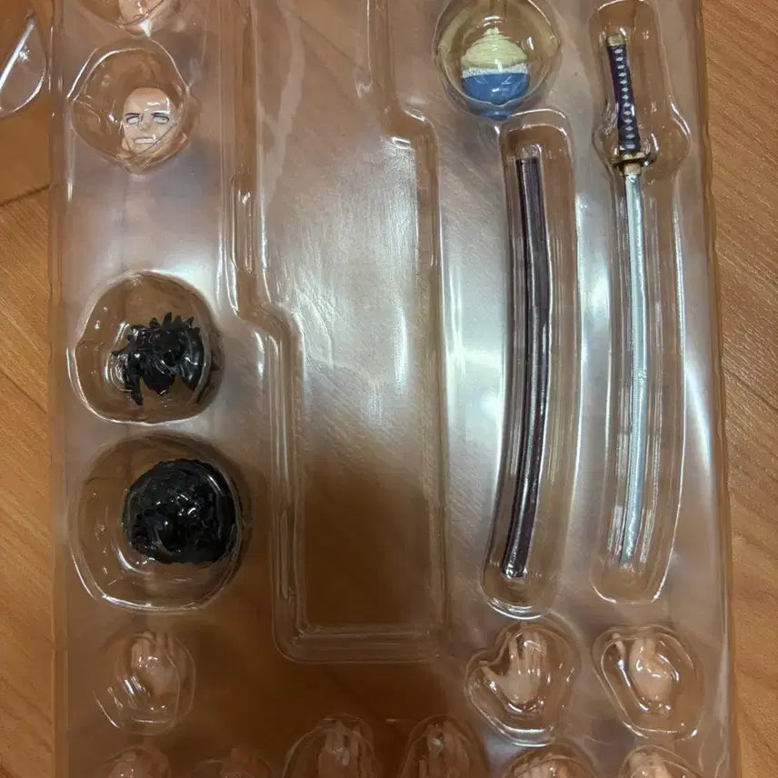 [SOLD OUT] 은혼 히지카타 베리어블 히어로즈 액션 피규어 판매