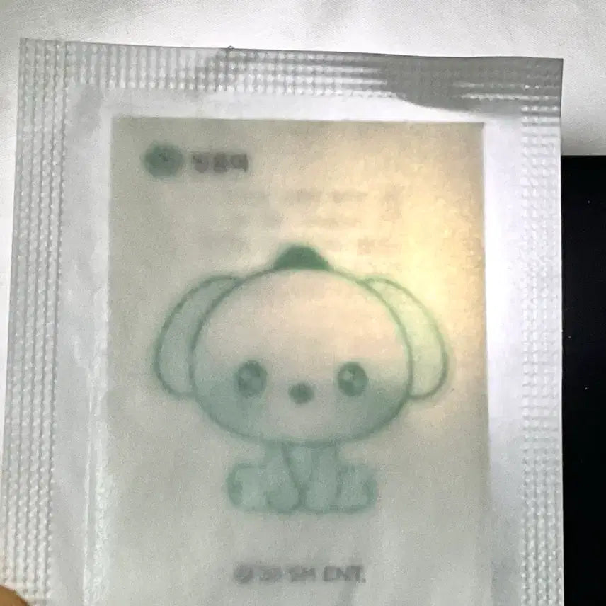 [SOLD OUT] 라이즈 멍룡이 시크릿 띠부씰 미개봉 cu
