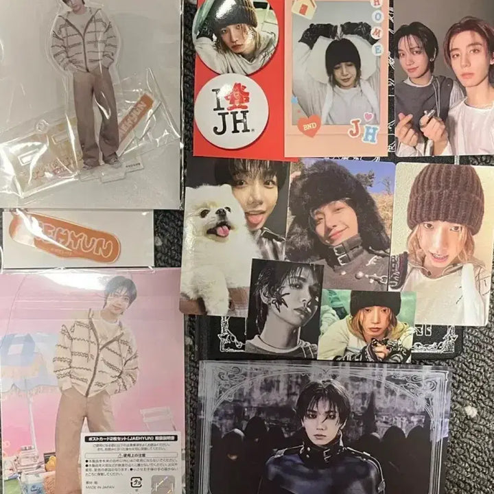 [BUNJANG] BOYNEXTDOOR Myung Jae Hyun Badge, Instant Photocard, Split Set Bundle / 보넥도 명재현 뱃지 인스턴트 포카 분철 등