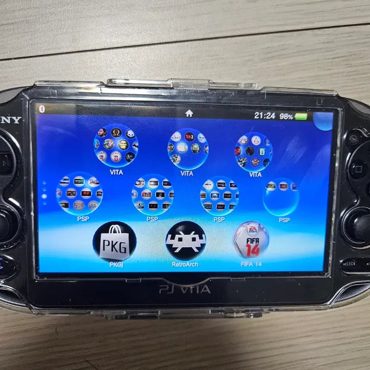 [BUNJANG] PS Vita 1st Gen OLED Black 128GB Bundle / PS Vita 1세대 OLED 블랙 128GB 구성 판매합니다