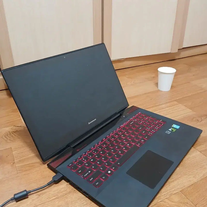 [BUNJANG] Lenovo Y50-70 Gaming Laptop - For Parts / 레노버 게이밍노트북 Y50-70,부품용,화면불,충전기 포함