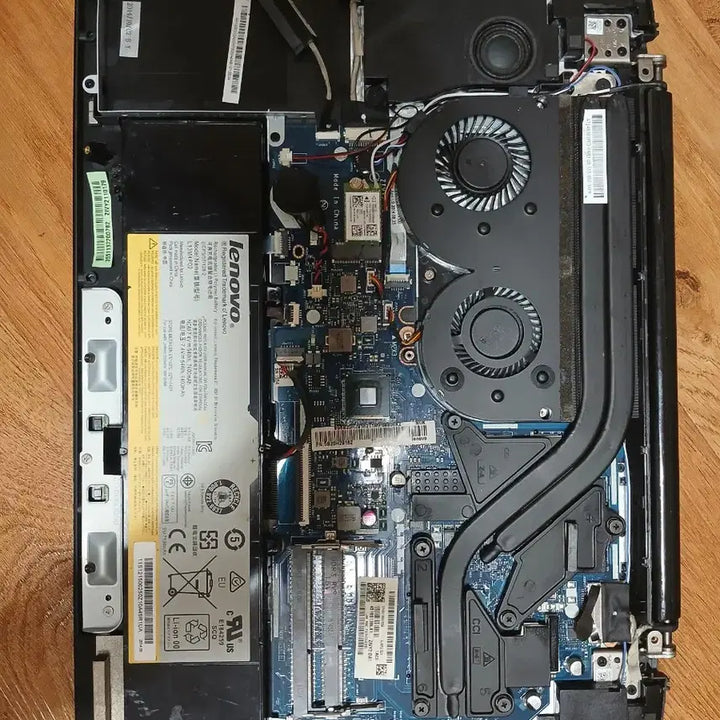 [BUNJANG] Lenovo Y50-70 Gaming Laptop - For Parts / 레노버 게이밍노트북 Y50-70,부품용,화면불,충전기 포함