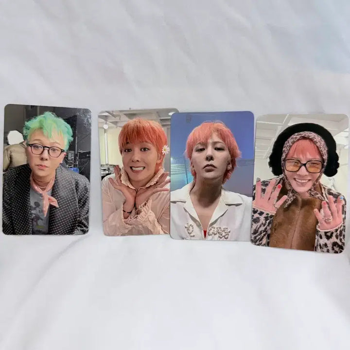 [BUNJANG] G-Dragon Photocard Bundle Set (4 Types) / 지디 포카 4종일괄
