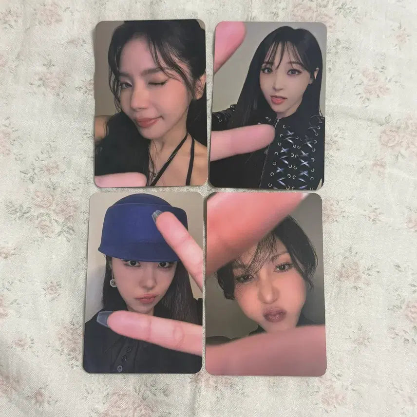 [BUNJANG] Mamamoo Final Concert Bundle Set Photocards Solar, Moonbyul, Wheein, Hwasa / 일괄) 마마무 마지막 막콘서트 입장 포카 판매 솔라 문별 휘인 화사