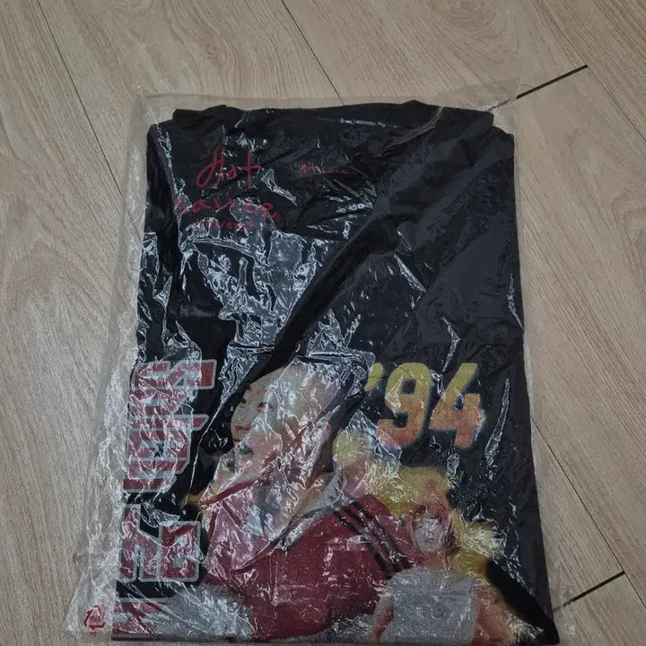 [BUNJANG] Hotsauce 94 Graphic T-Shirt (L) / 핫소스 94 굿즈 티셔츠 L