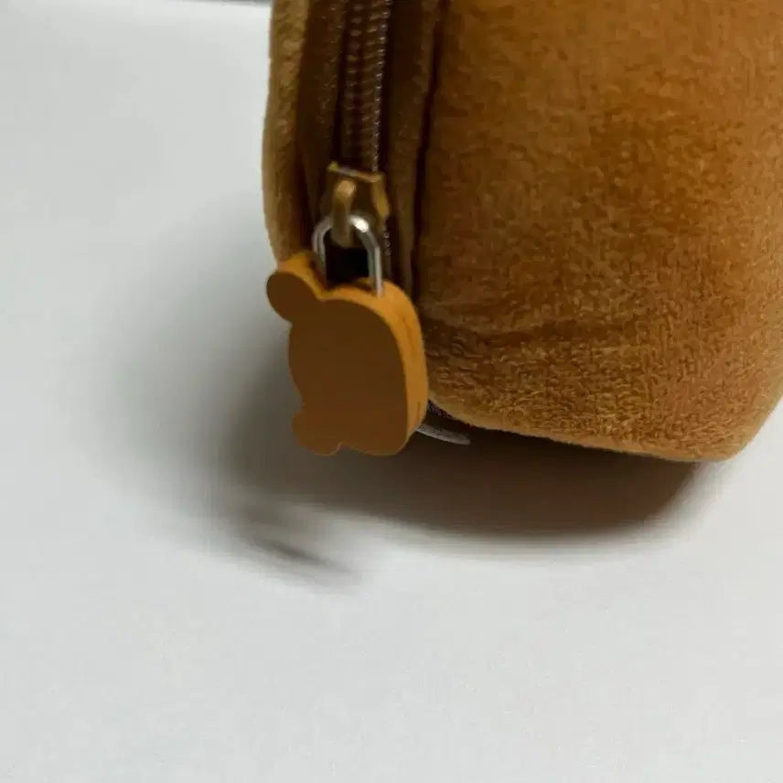 [BUNJANG] Rilakkuma Half-Moon Pouch / 리락쿠마 파우치 판매