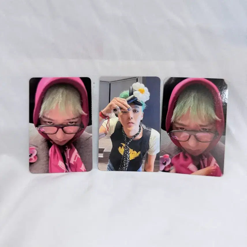 [BUNJANG] G-Dragon Bundle Set 3 Types Photocards (Includes Lightstick Photocard) / 지디 포카 3종 일괄 (응원봉포카포함)