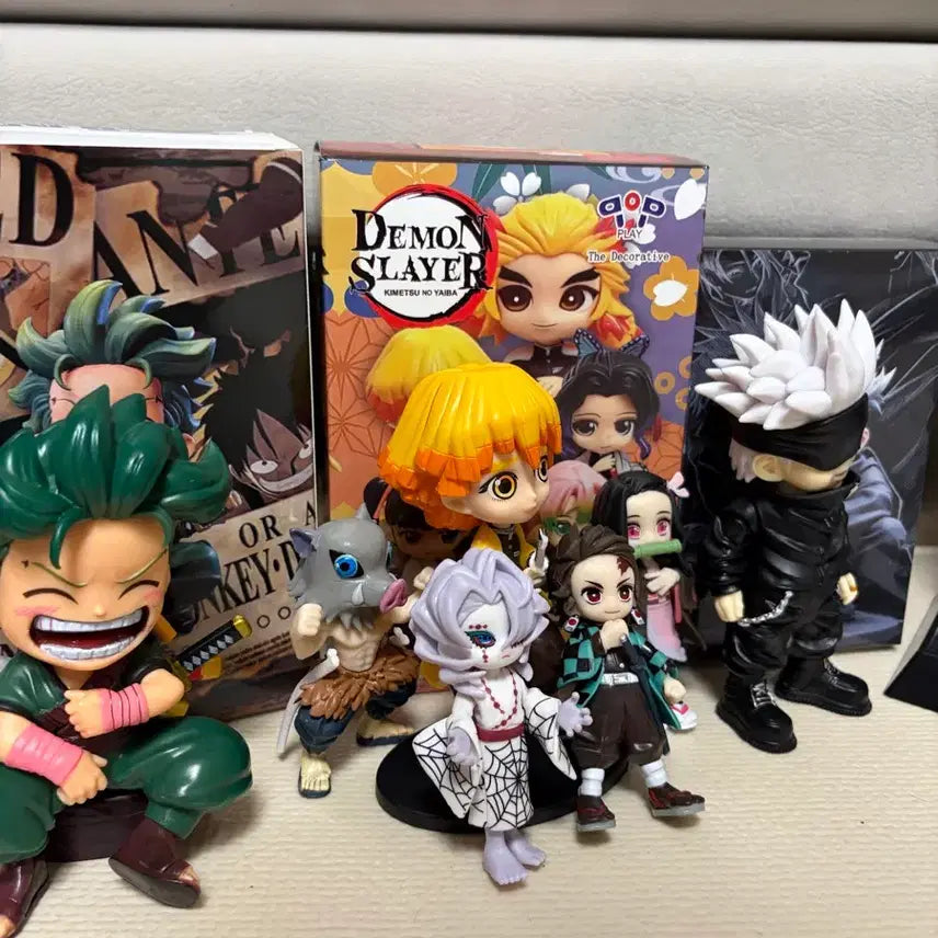 [BUNJANG] One Piece &amp; Demon Slayer Figures Bundle / 원피스 귀멸의 칼날 피규어
