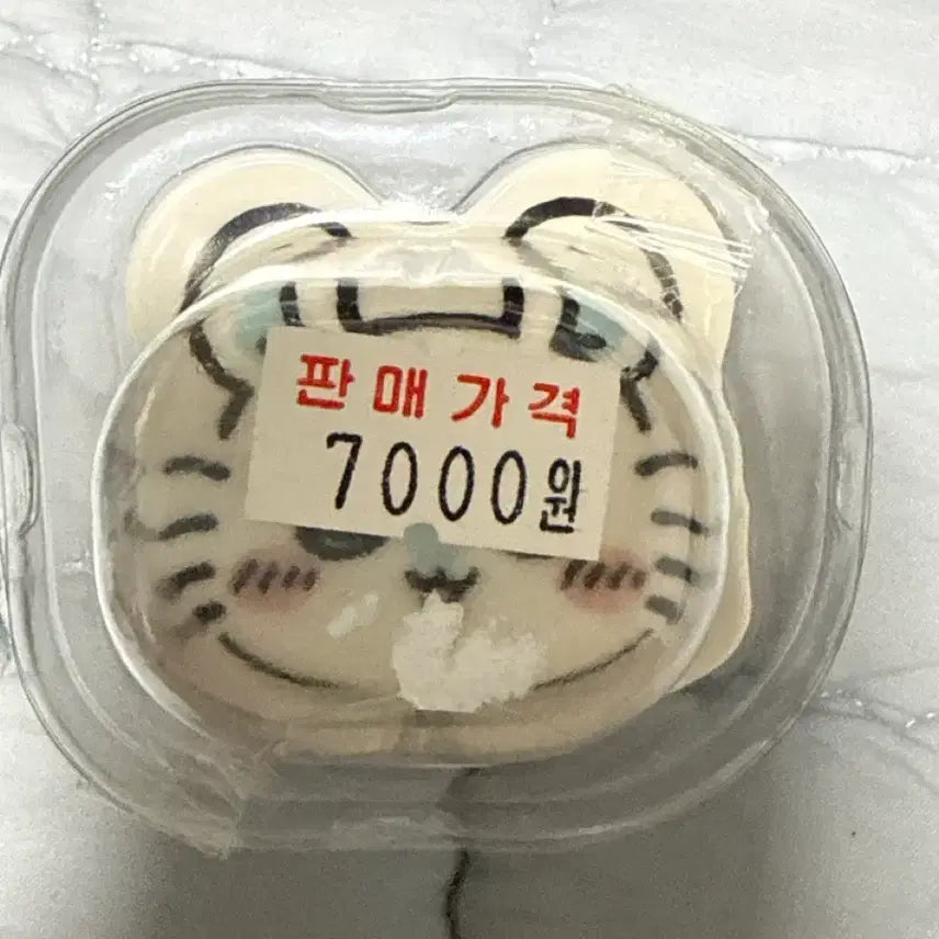 [BUNJANG] Cheeikawa Momonga Plate Gacha / 먼작귀 치이카와 모몽가 접시 가챠 판매