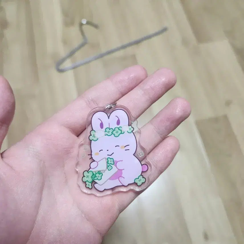 [BUNJANG] Pixely Suhyun Acrylic Keyring / 픽셀리 수현 아크릴 키링