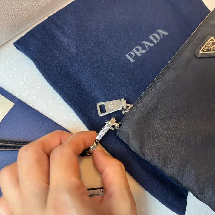 [BUNJANG] Prada Re-Nylon Saffiano Pouch Bag 2NH00 62DMH F0002 / 프라다 리나일론 사피아노 파우치백 2NH00 62DMH F0002