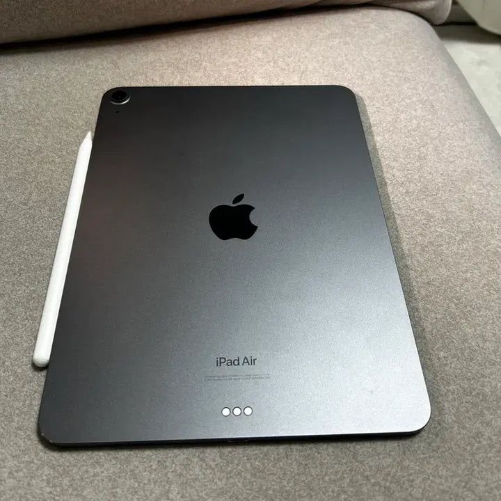 [BUNJANG] Apple iPad Air 5th Gen M1 64GB Space Gray Full Set / 풀세트-Apple 아이패드 에어 5세대 M1 스페이스 그레이 64GB